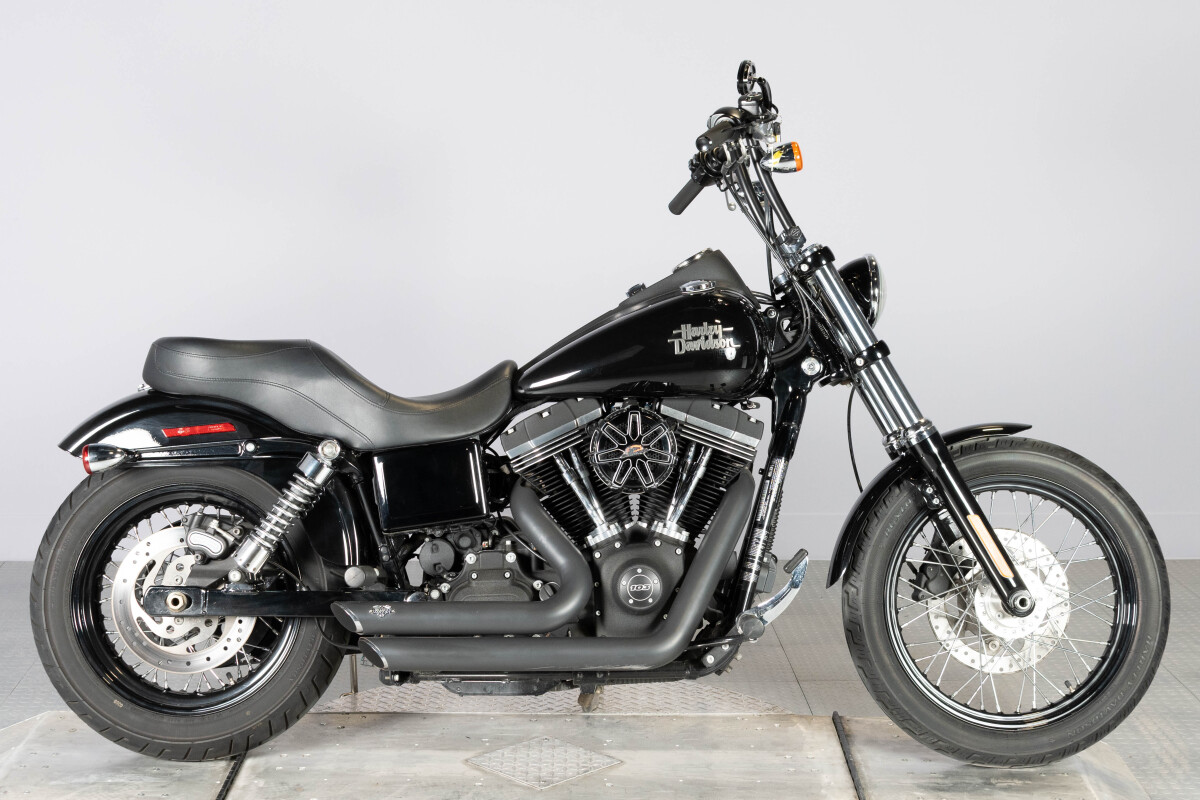 2016 Harley-Davidson® Street Bob® FXDB | Manchester Harley-Davidson®