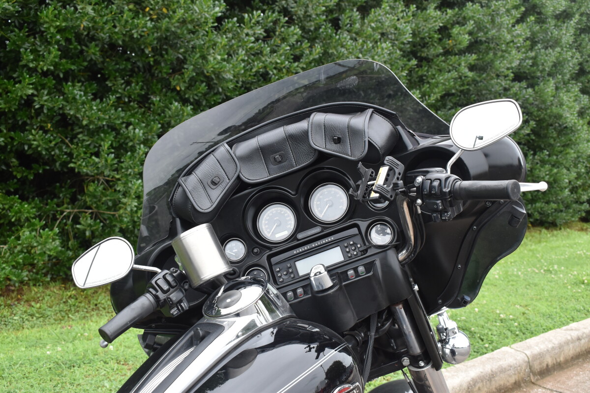 2012 Harley-Davidson Electra Glide Ultra Limited BLACK W/ PINSTRIPE - Photo 9
