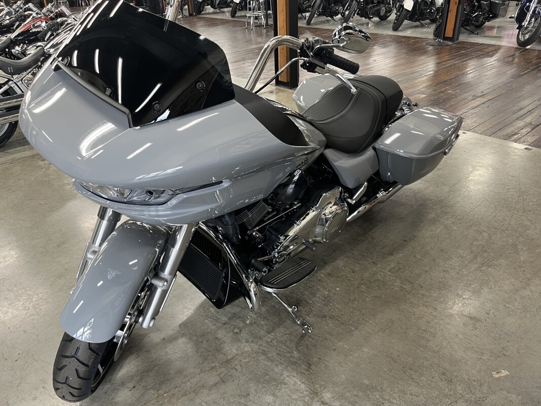 2025 Harley-Davidson Road Glide FLTRX - Photo 10