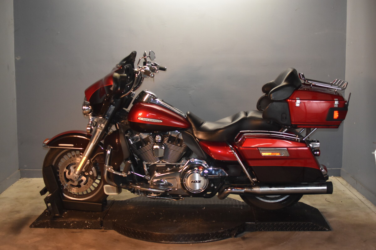 2012 Harley-Davidson Electra Glide Ultra Limited FLHTK - Photo 5