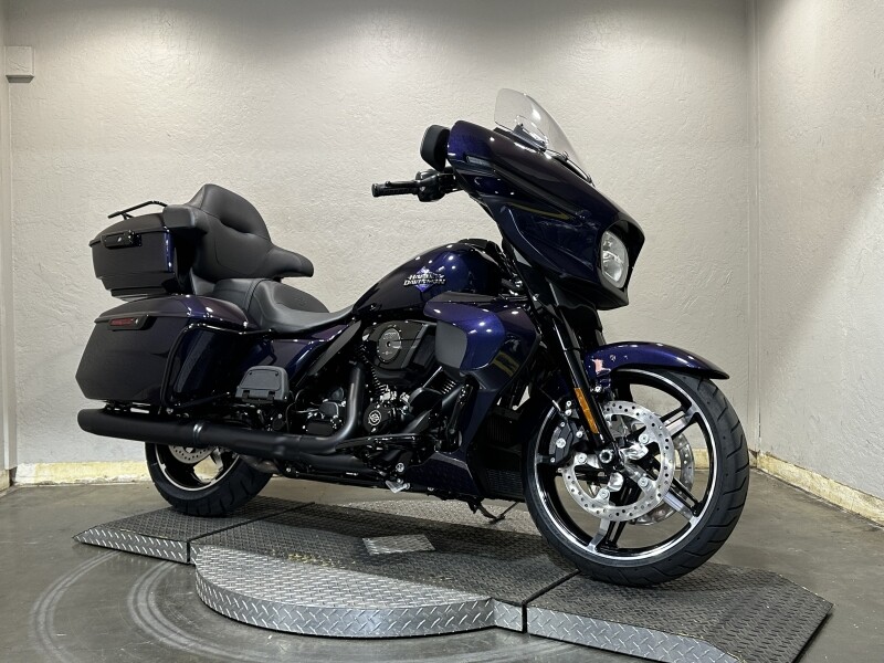 Harley-Davidson Street Glide Ultra 2025 FLHXU 84607719 MYSTIC SHIFT - Photo 2