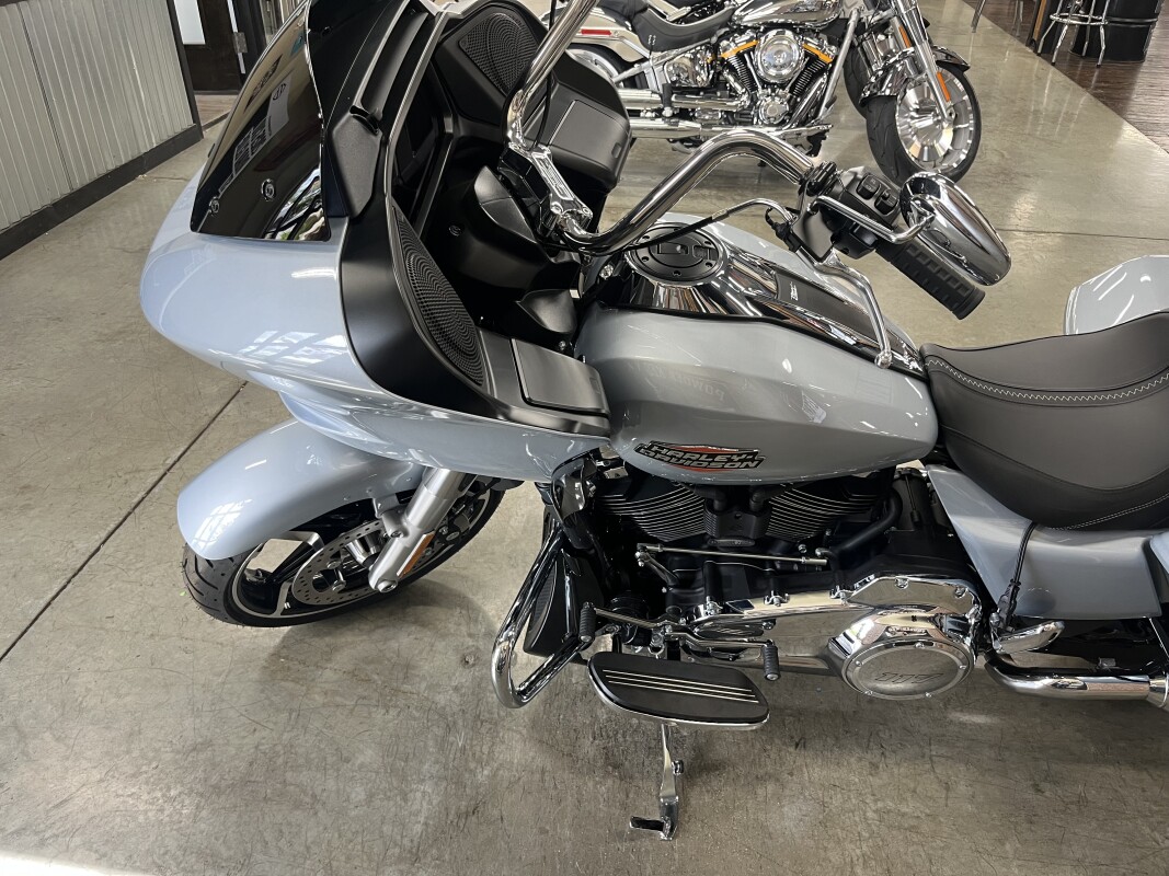 2025 Harley-Davidson Road Glide FLTRX - Photo 9