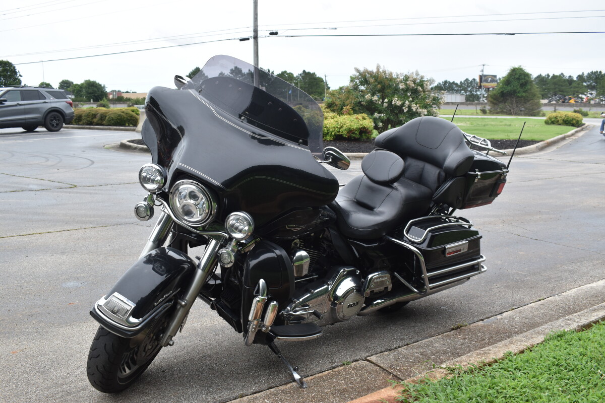 2012 Harley-Davidson Electra Glide Ultra Limited BLACK W/ PINSTRIPE - Photo 4