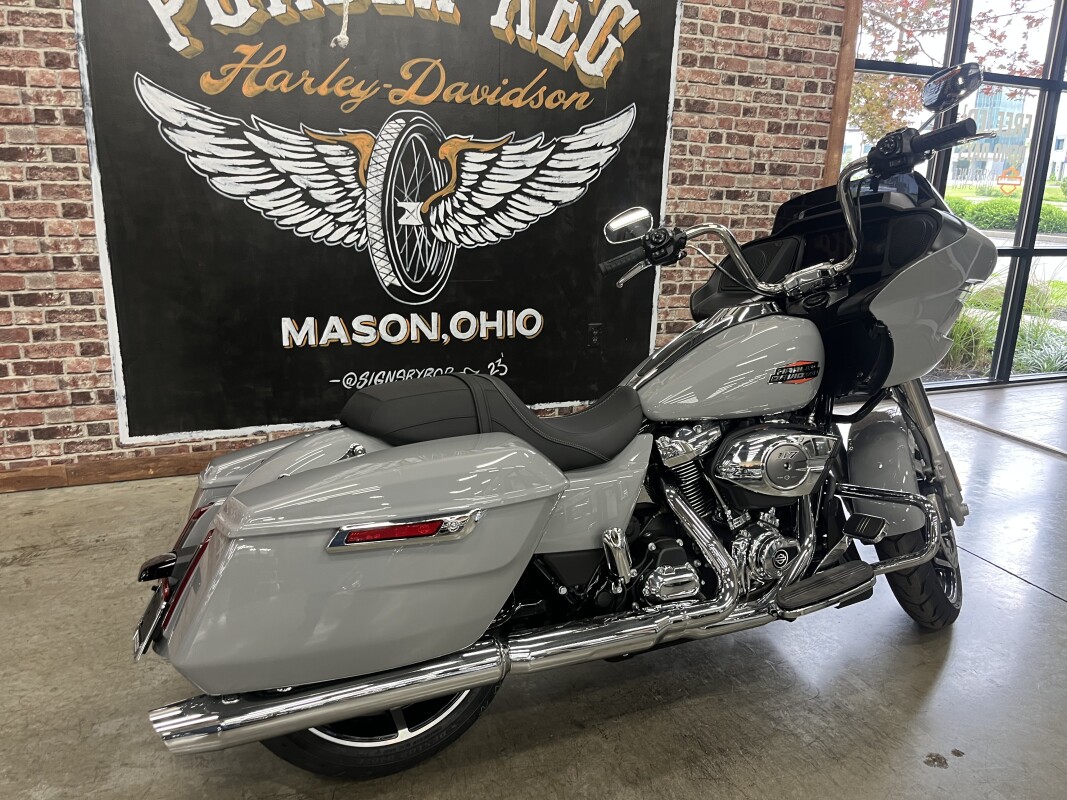 2025 Harley-Davidson Road Glide FLTRX - Photo 2