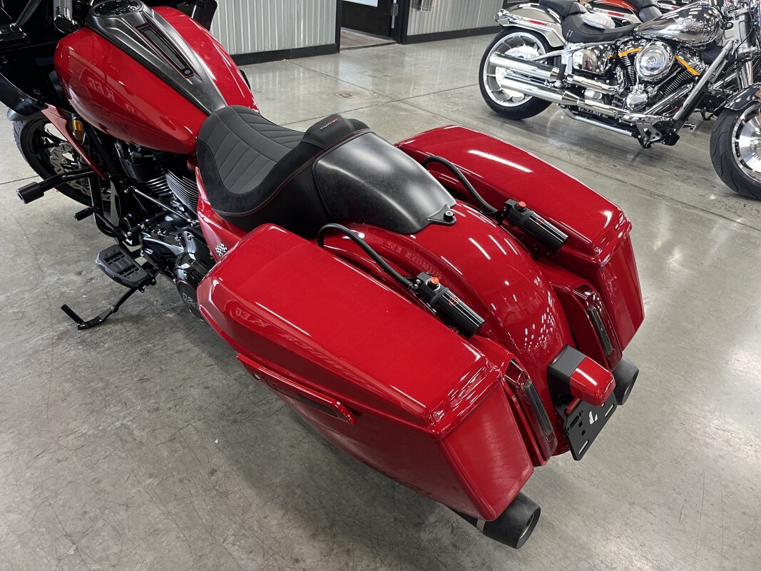 2025 Harley-Davidson CVO Road Glide ST FLTRXSTSE - Photo 9