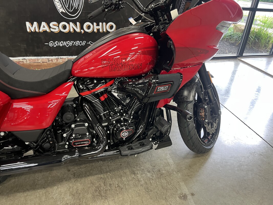 2025 Harley-Davidson CVO Road Glide ST FLTRXSTSE - Photo 3