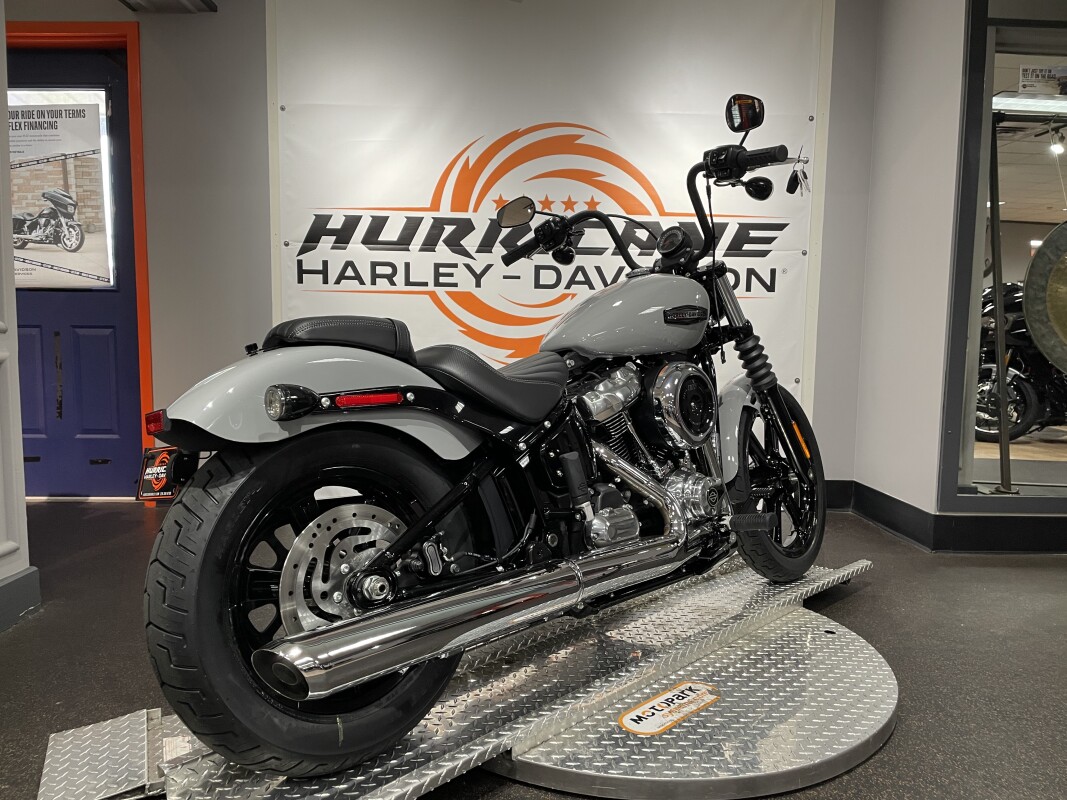 FXBB 2025 Street Bob - Photo 8