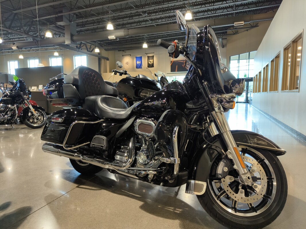 2019 Harley-Davidson Ultra Limited Vivid Black - Photo 3