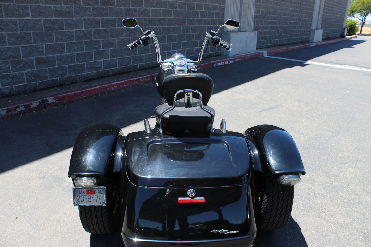 Harley-Davidson Freewheeler 2018 FLRT 853419T BLACK - Photo 3