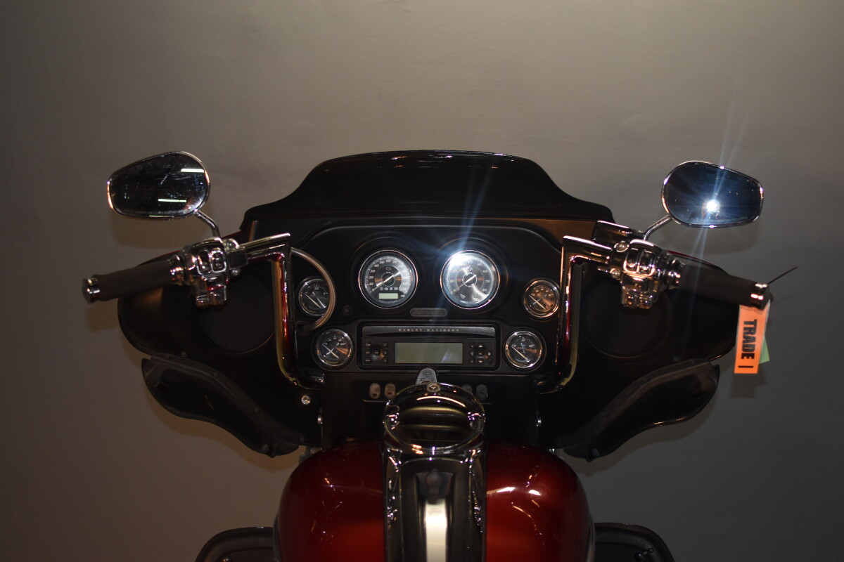 2012 Harley-Davidson Electra Glide Ultra Limited FLHTK - Photo 9