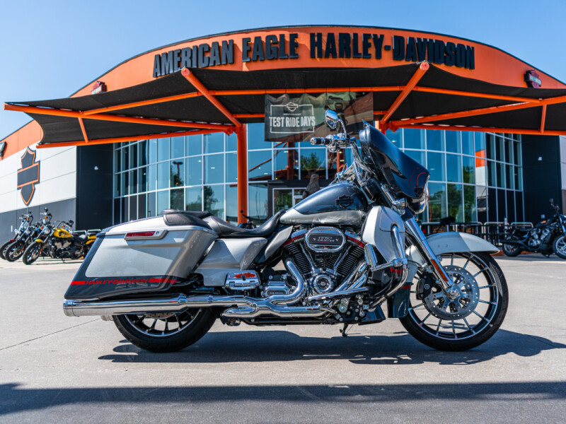 2019 CVO Street Glide FLHXSE