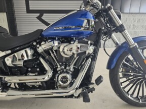 2024 Harley-Davidson<sup>®</sup> Breakout™ 117 thumb 3