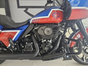 2024 Harley-Davidson<sup>®</sup> Road Glide™ thumb 3