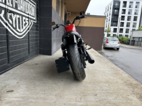 Harley-Davidson XL883 (2017) thumb 2