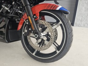 2024 Harley-Davidson<sup>®</sup> Road Glide™ thumb 1