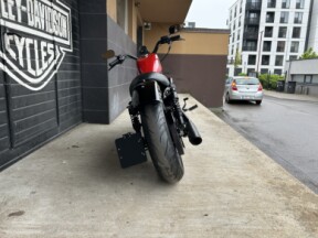 Harley-Davidson XL883 (2017) thumb 1