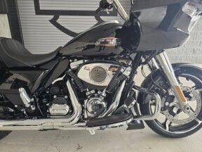 2024 Harley-Davidson<sup>®</sup> Road Glide™ thumb 3