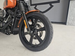 2024 Harley-Davidson<sup>®</sup> Street Bob® 114 thumb 1
