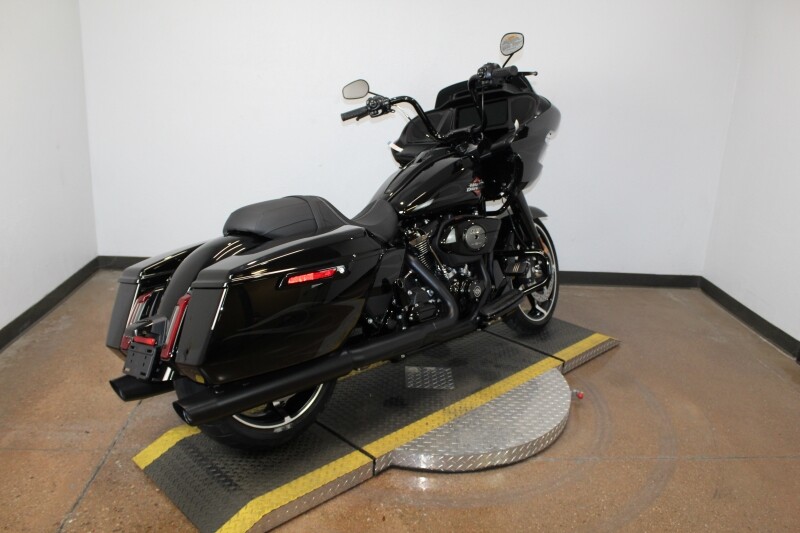 Harley-Davidson Road Glide 2025 FLTRX 84611057 MDNGHT FIRSTORM - Photo 5