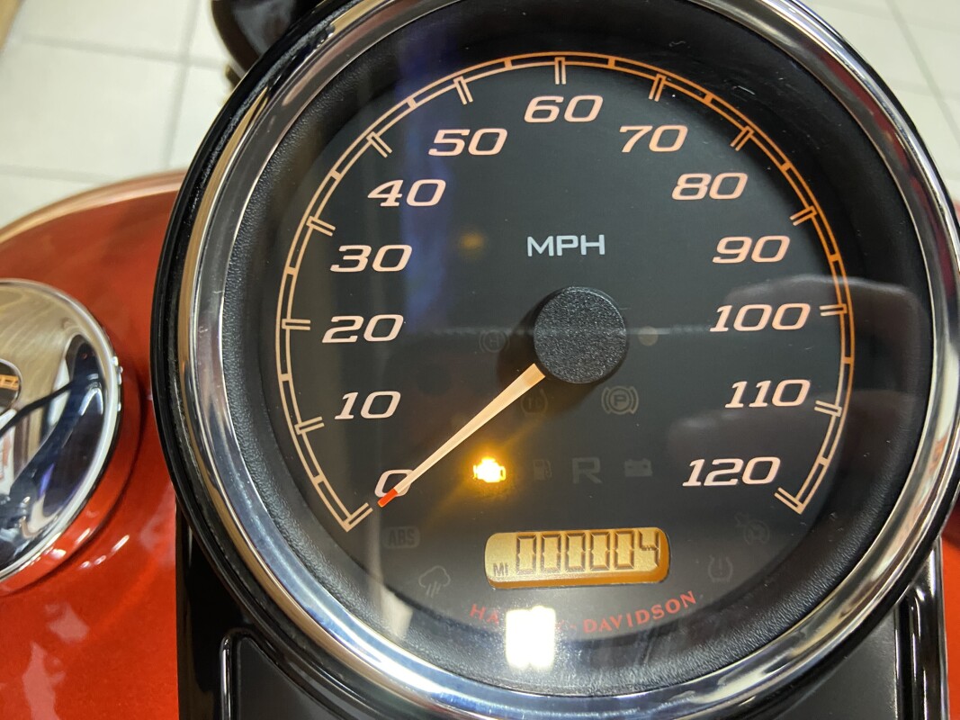 2025 Harley-Davidson Road King Special Whiskey Fire FLHRXS - Photo 6