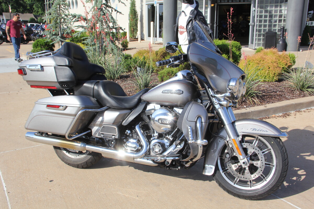 FLHTCU 2016 Electra Glide Ultra Classic - Photo 4