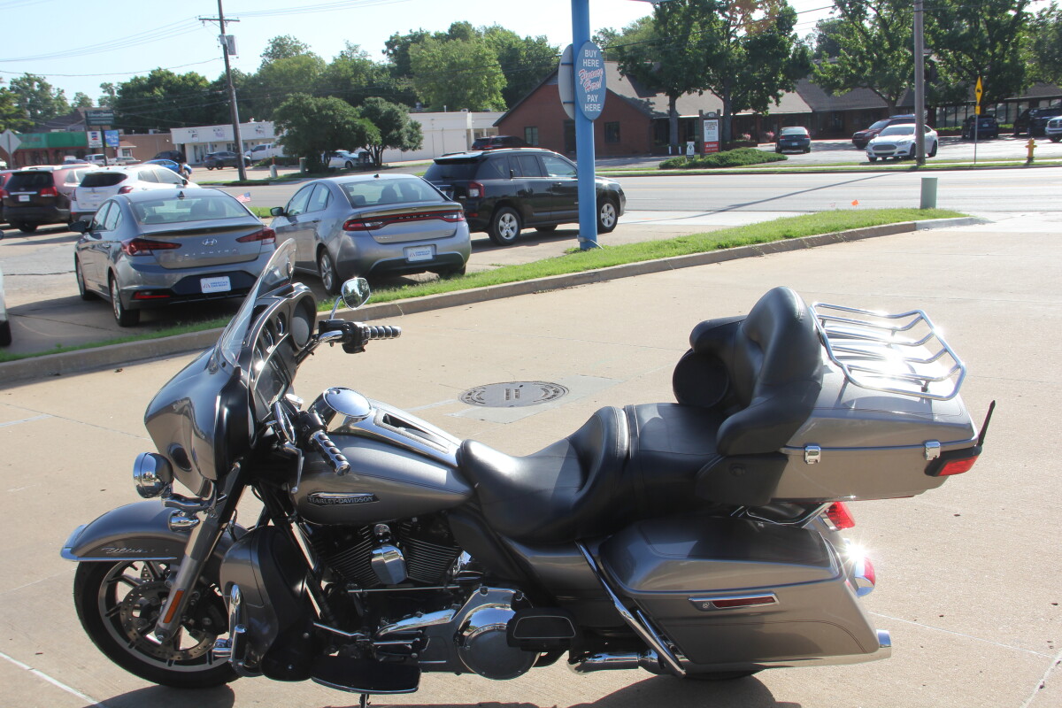FLHTCU 2016 Electra Glide Ultra Classic - Photo 3