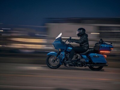 A Beginner's Guide To Motorcycle Riding Posture