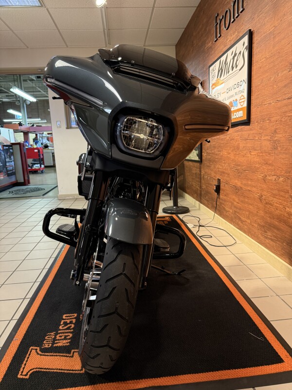 2025 H-D FLHX Street Glide 117ci - Photo 8