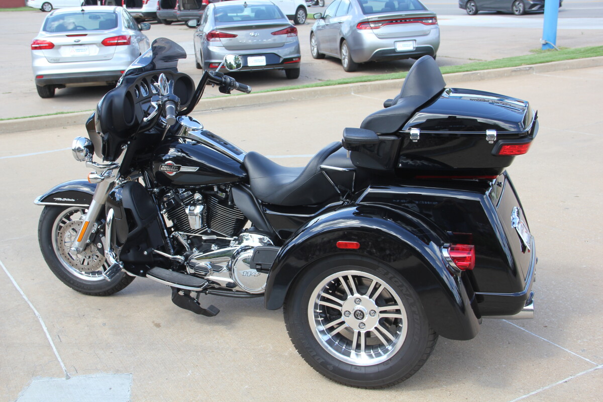 2023 Harley-Davidson Tri Glide Ultra - Photo 7