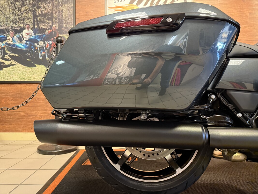 2025 H-D FLHX Street Glide 117ci - Photo 4