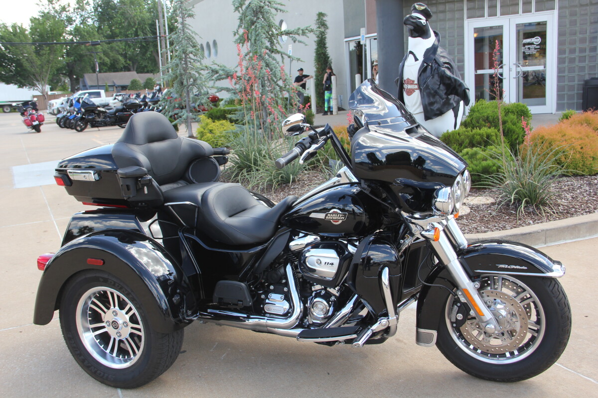 2023 Harley-Davidson Tri Glide Ultra - Photo 4