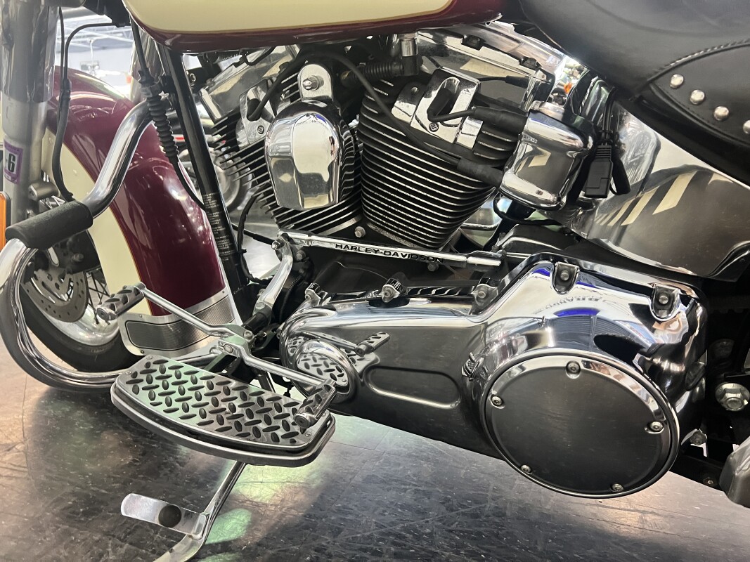 2007 Harley-Davidson Heritage Softail Classic BURGUNDY AND CREME FLSTC - Photo 8