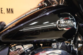 2009 Harley-Davidson HD Touring FLHTCU Electra Glide Ultra Classic thumb 3