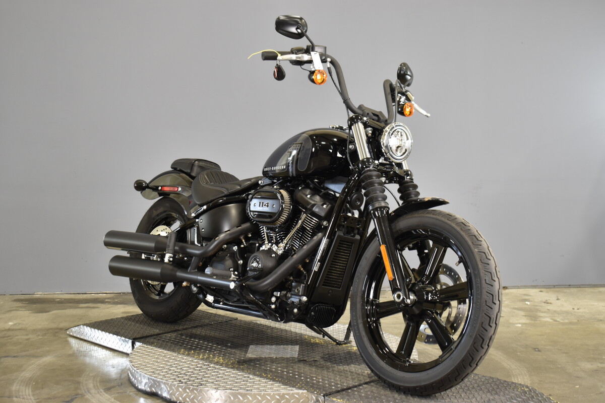 2024 Harley-Davidson Street Bob 114 FXBBS - Photo 2