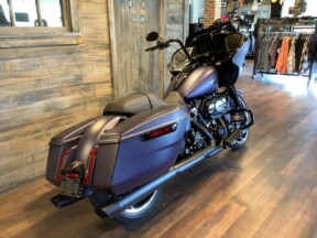 Harley-Davidson<sup>®</sup> Road Glide® 2025 FLTRX T33-25 PRPL ABYSS DNM thumb 1