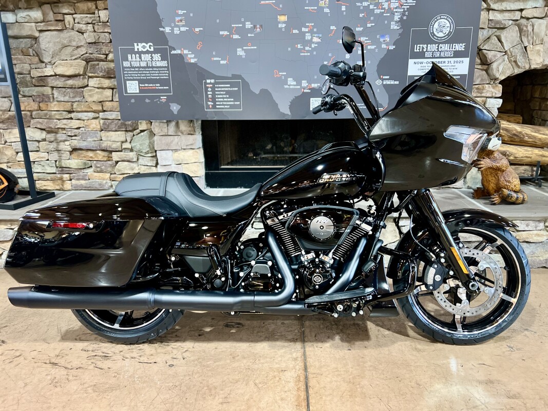 2025 FLTRX - Road Glide