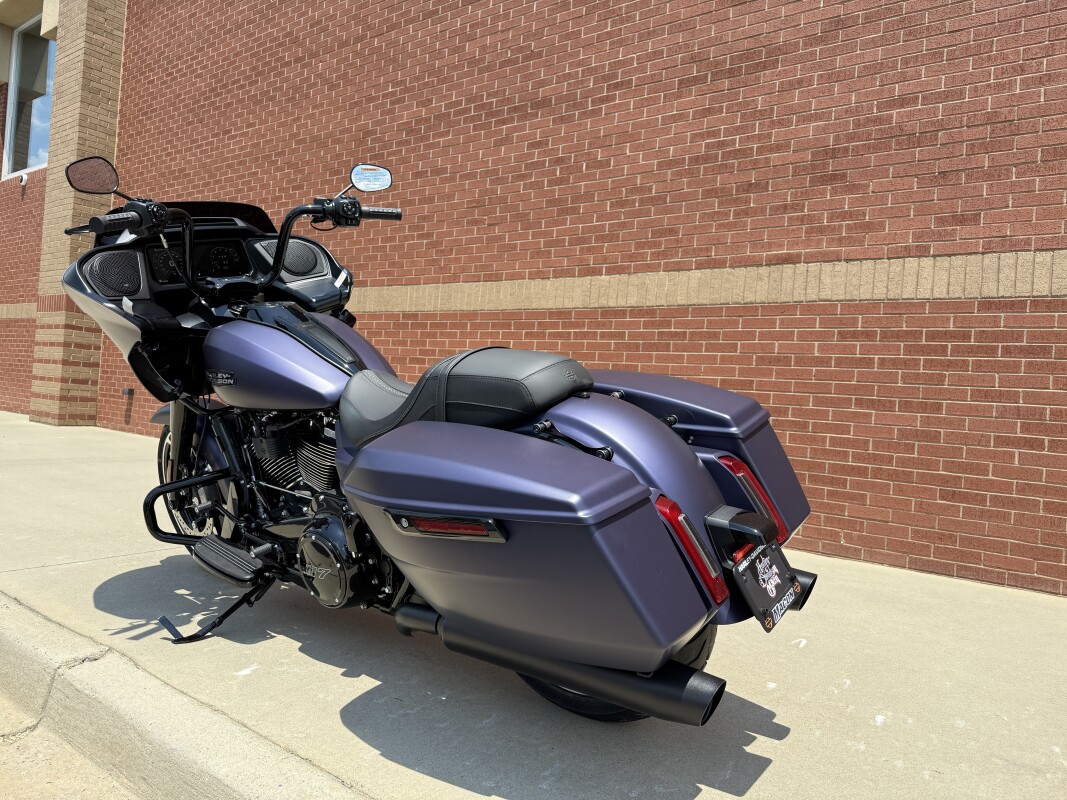 FLTRX 2025 Road Glide - Photo 6