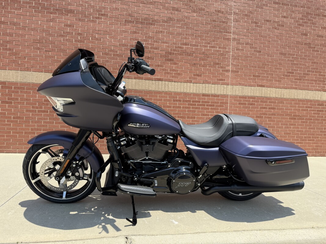 FLTRX 2025 Road Glide - Photo 7