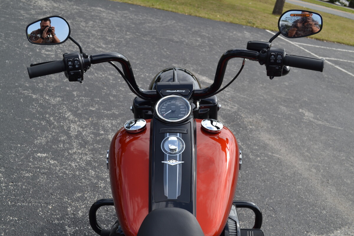 FLHRXS 2025 Road King Special - Photo 9