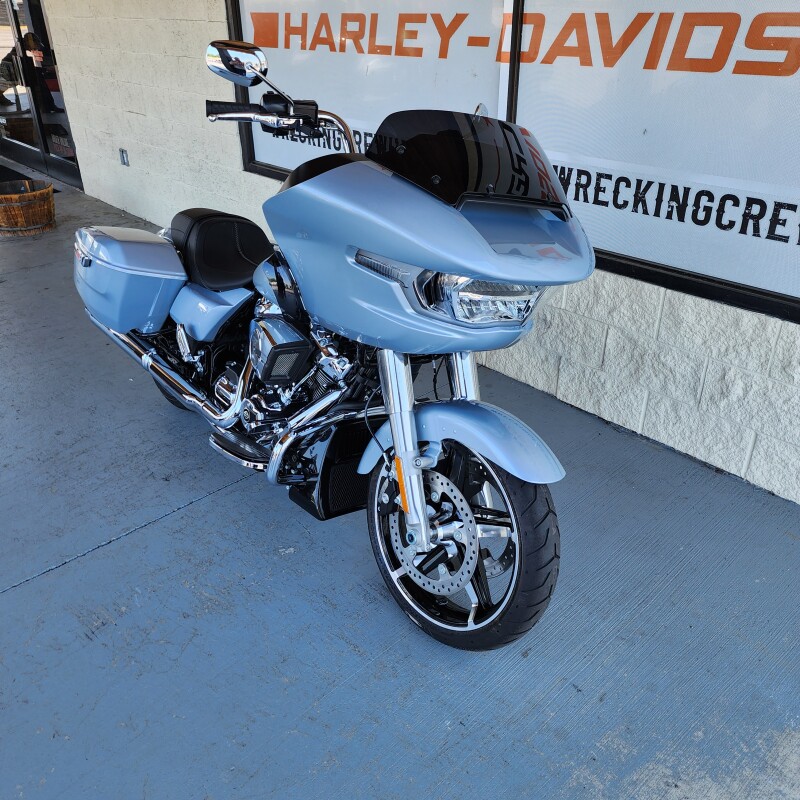 FLTRX 2025 Road Glide - Photo 4