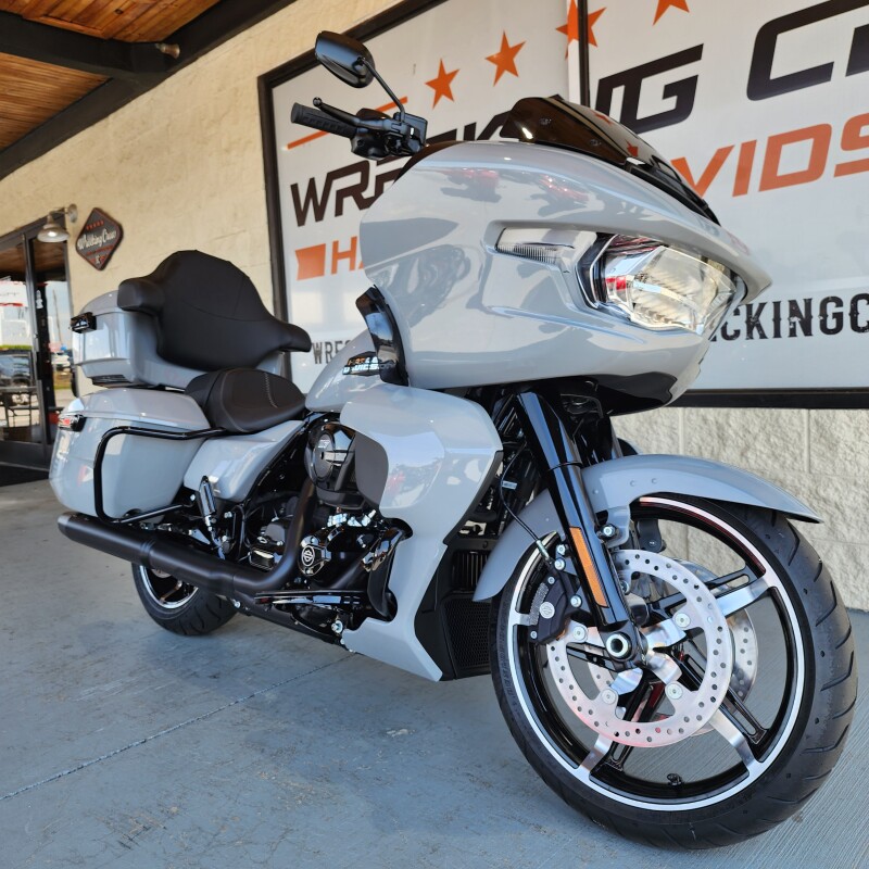 FLTRX 2025 Road Glide - Photo 5
