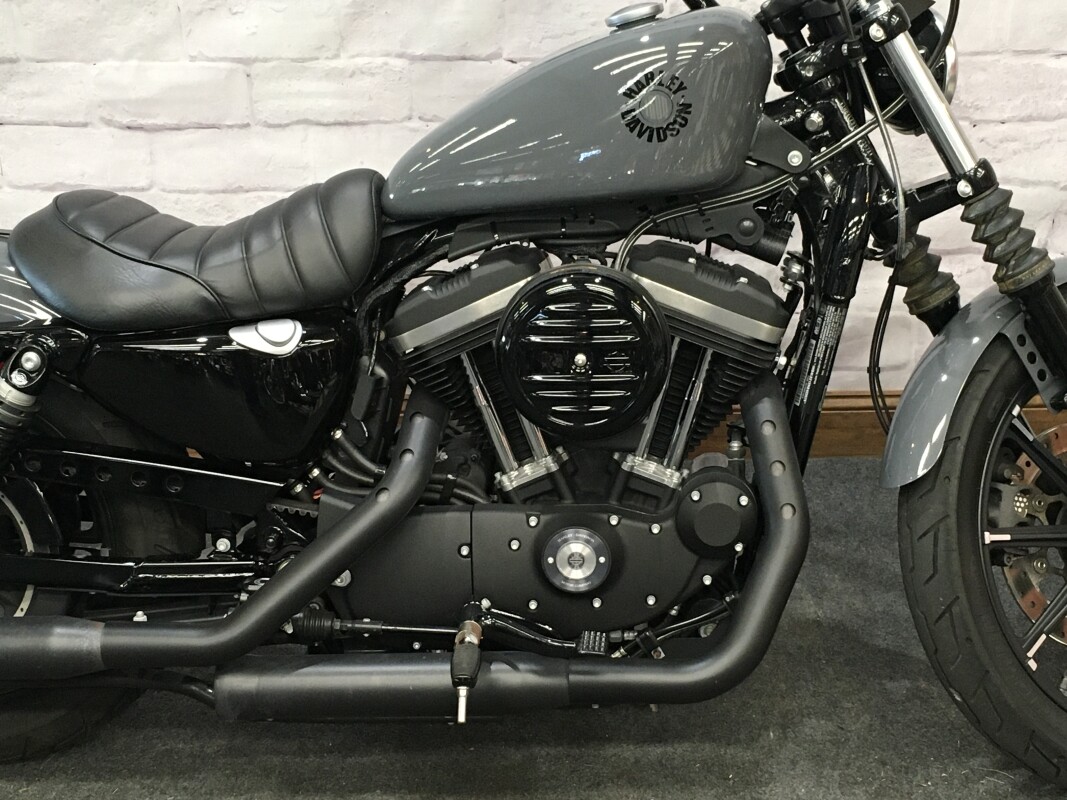 2022 Harley-Davidson Iron 883 Gunship Gray XL883N - Photo 3