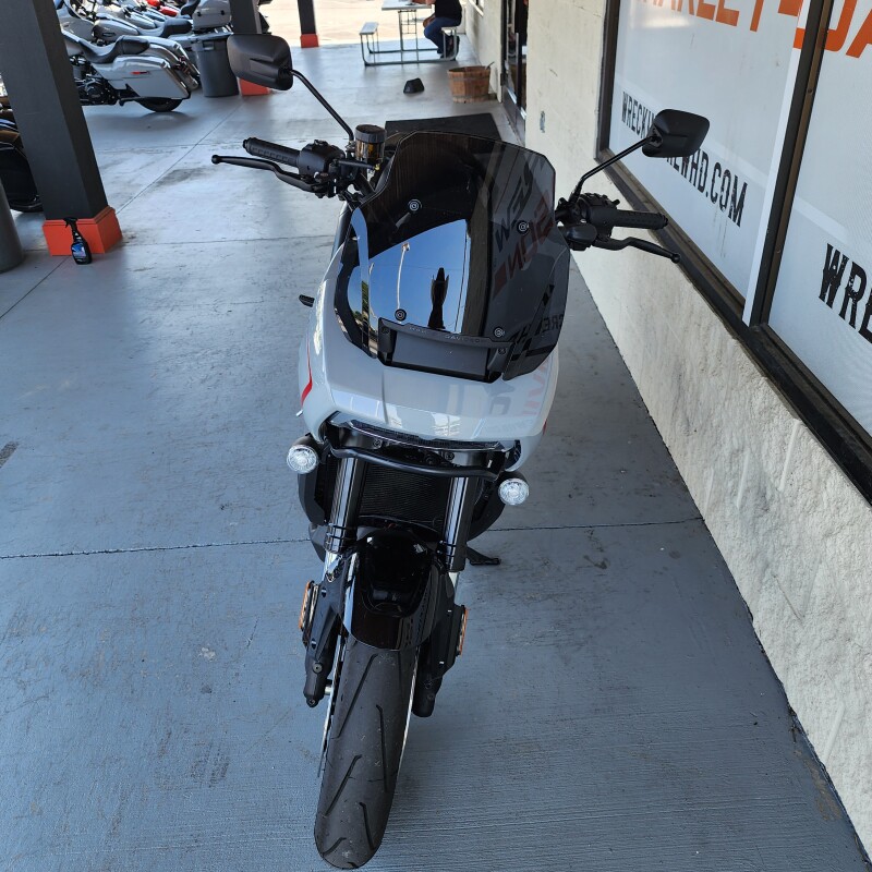 2025 Nightster – Sport Performance Cruiser - Photo 2