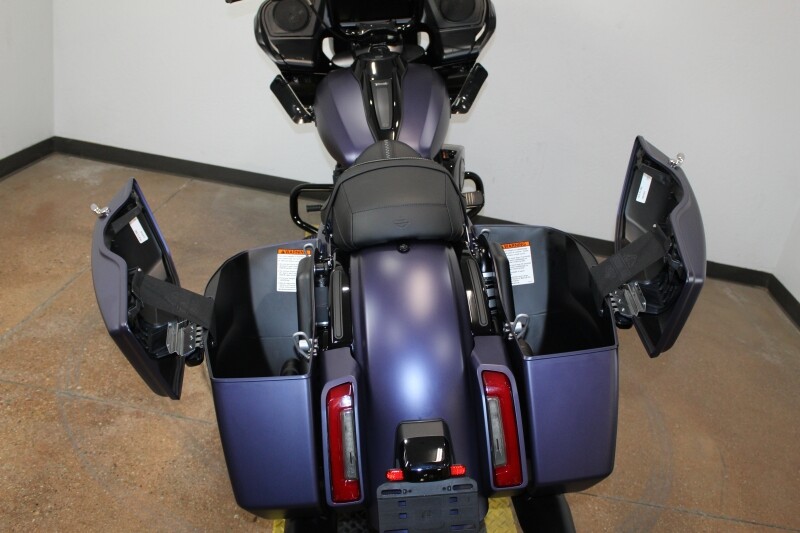 Harley-Davidson Road Glide 2025 FLTRX 84612690 PRPL ABYSS DNM - Photo 3