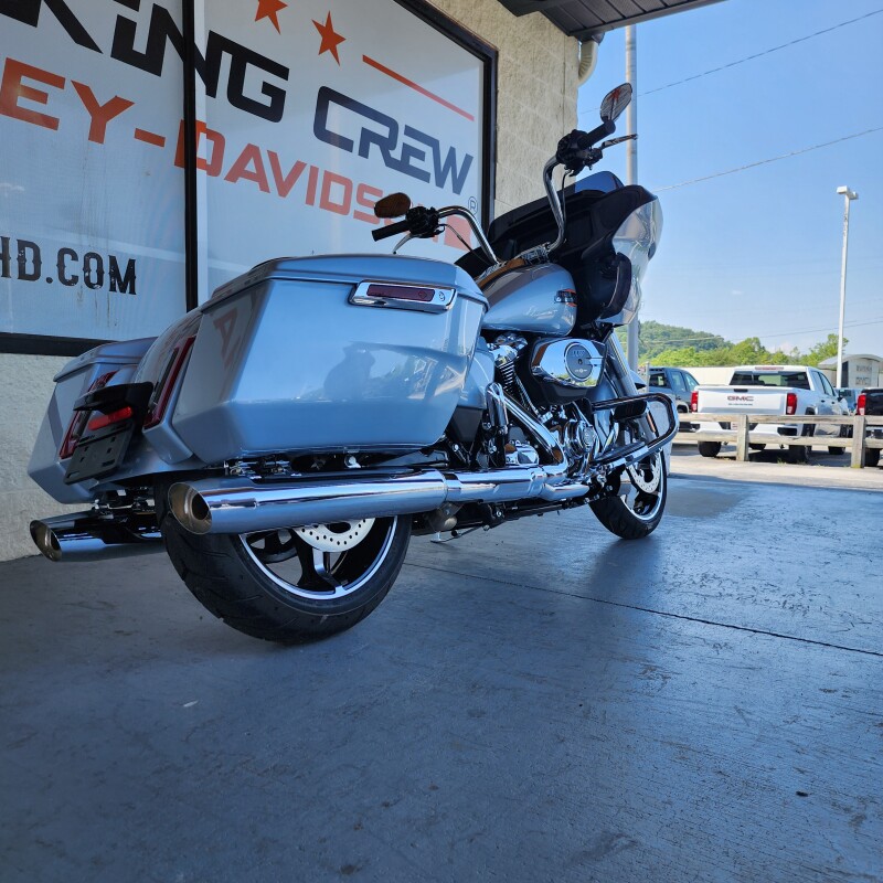 FLTRX 2025 Road Glide - Photo 7