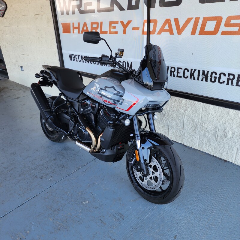 2025 Nightster – Sport Performance Cruiser - Photo 4
