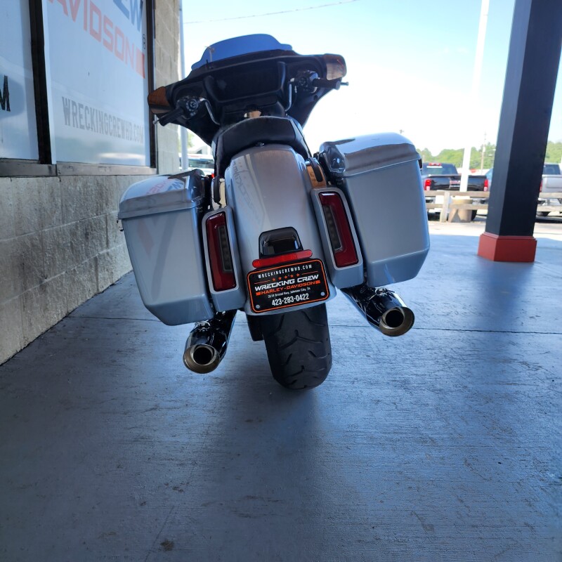 FLHX 2025 Street Glide - Photo 10