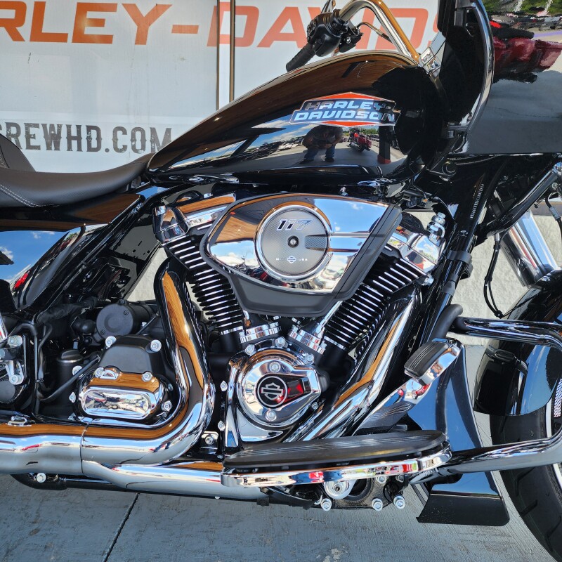 FLTRX 2025 Road Glide - Photo 6