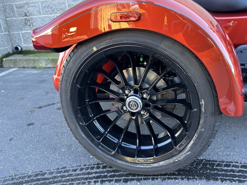 Harley-Davidson Freewheeler 2025 FLRT 84612700 WHISKEY FIRE W/ PINSTRIPE - Photo 10