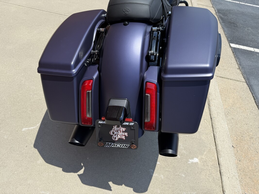 FLTRX 2025 Road Glide - Photo 4